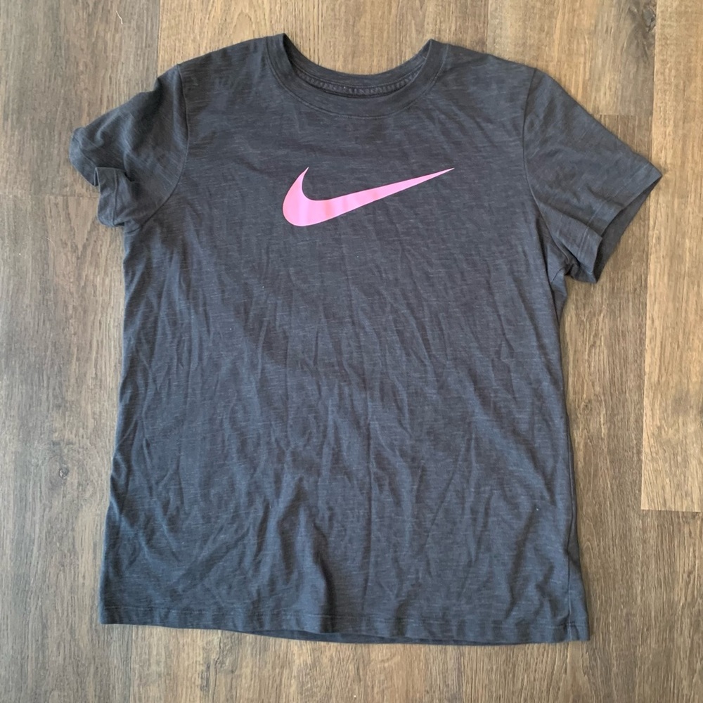 Nike T